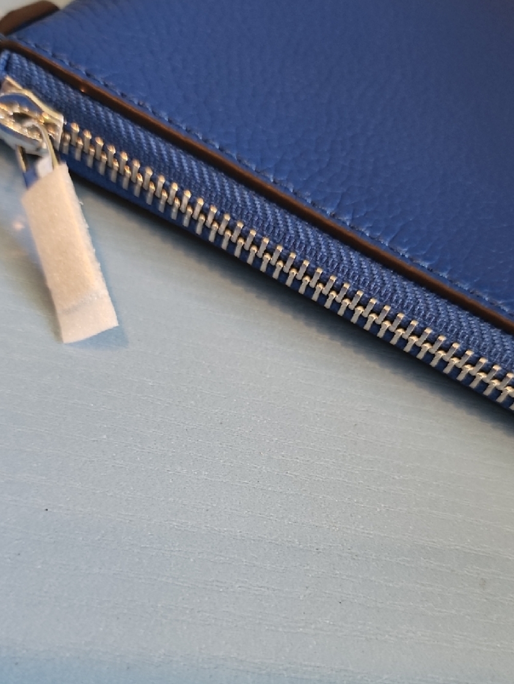 Michael Kors Cobalt Blue Pebbled Leather Wristlet with Strap New 9×6 - Picture 4 of 9